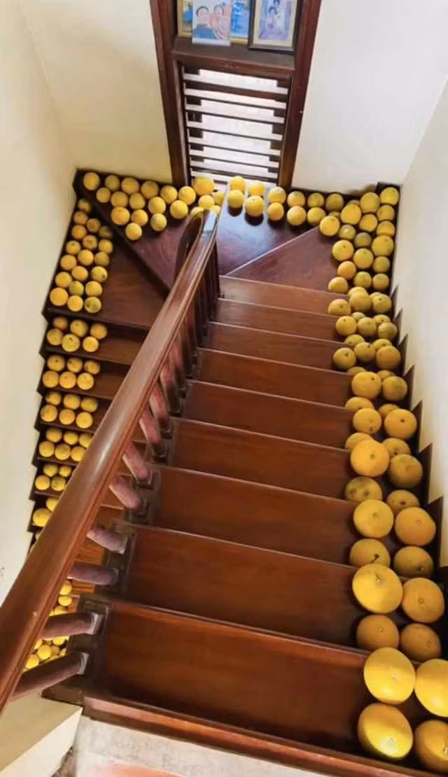 Quả thật, hình ảnh tương tự thế này xuất hiện tại rất nhiều gia đình miền Bắc trong những ngày Tết và còn ẩn chứa lý do phía sau.