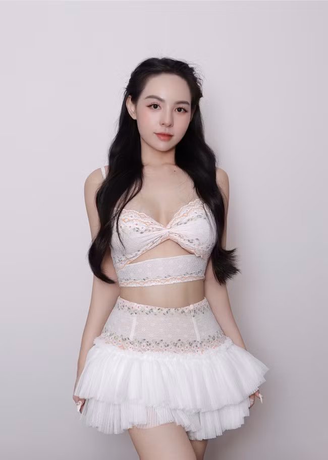 Từ ngày thay đổi vóc dáng, cô gái Đắk Lắk được nhận xét là xinh đẹp chẳng kém hot girl.