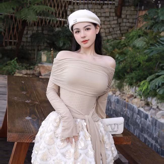 Mỹ Duyên từng có thời gian tự ti vì ngoại hình kém xinh. Cô nàng thậm chí còn bị bạn trai buông những lời khiếm nhã khi sở hữu vóc dáng thừa cân.