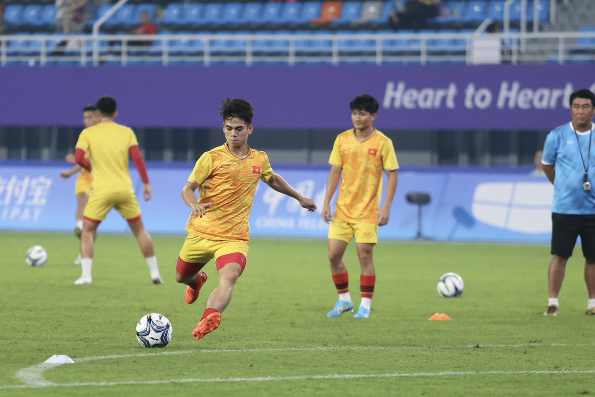 Thua Iran, Olympic Viet Nam van con hy vong di tiep tai ASIAD 19-Hinh-5