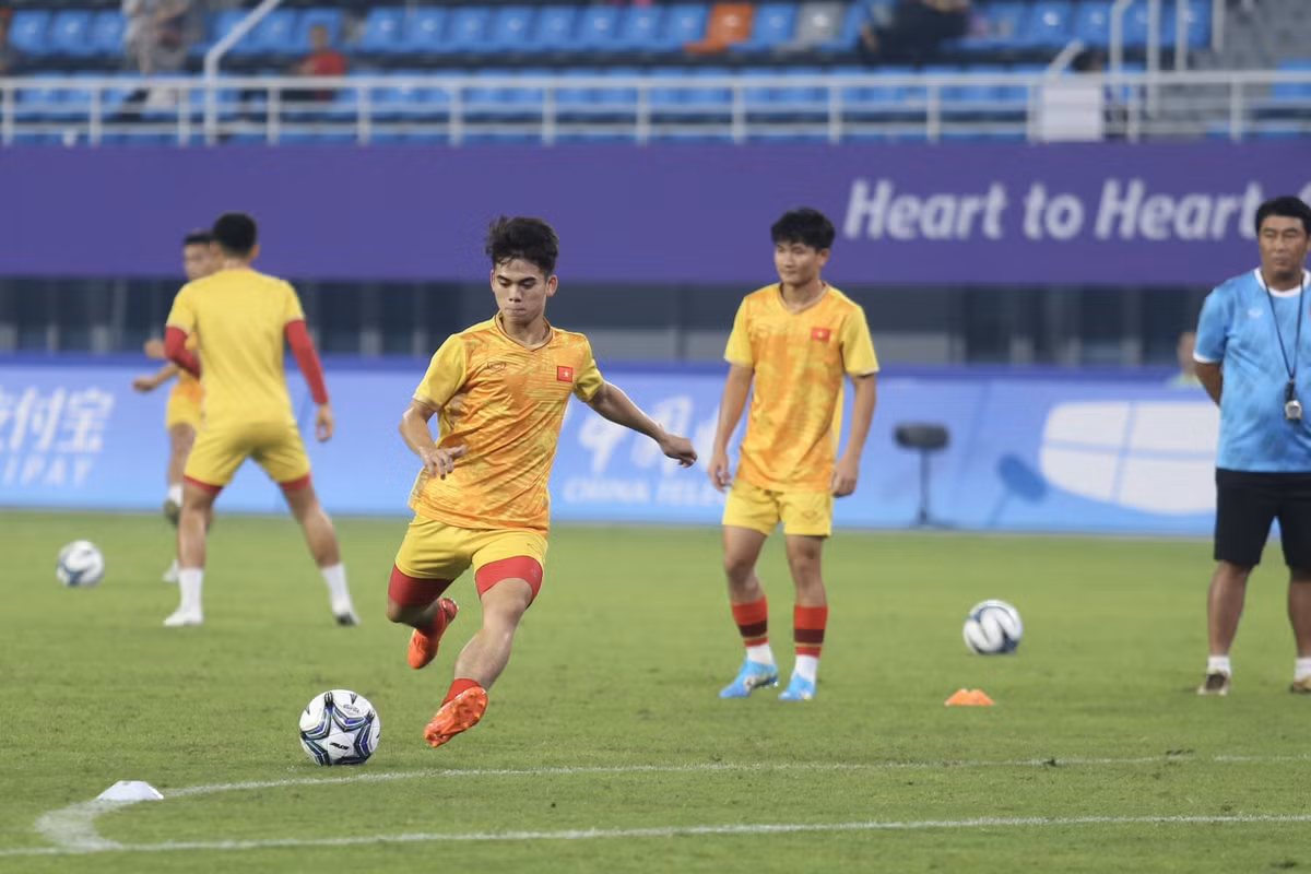 Thua Iran, Olympic Viet Nam van con hy vong di tiep tai ASIAD 19-Hinh-5