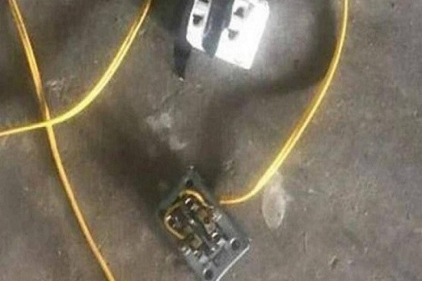 Nam sinh lop 10 tu vong do dien giat