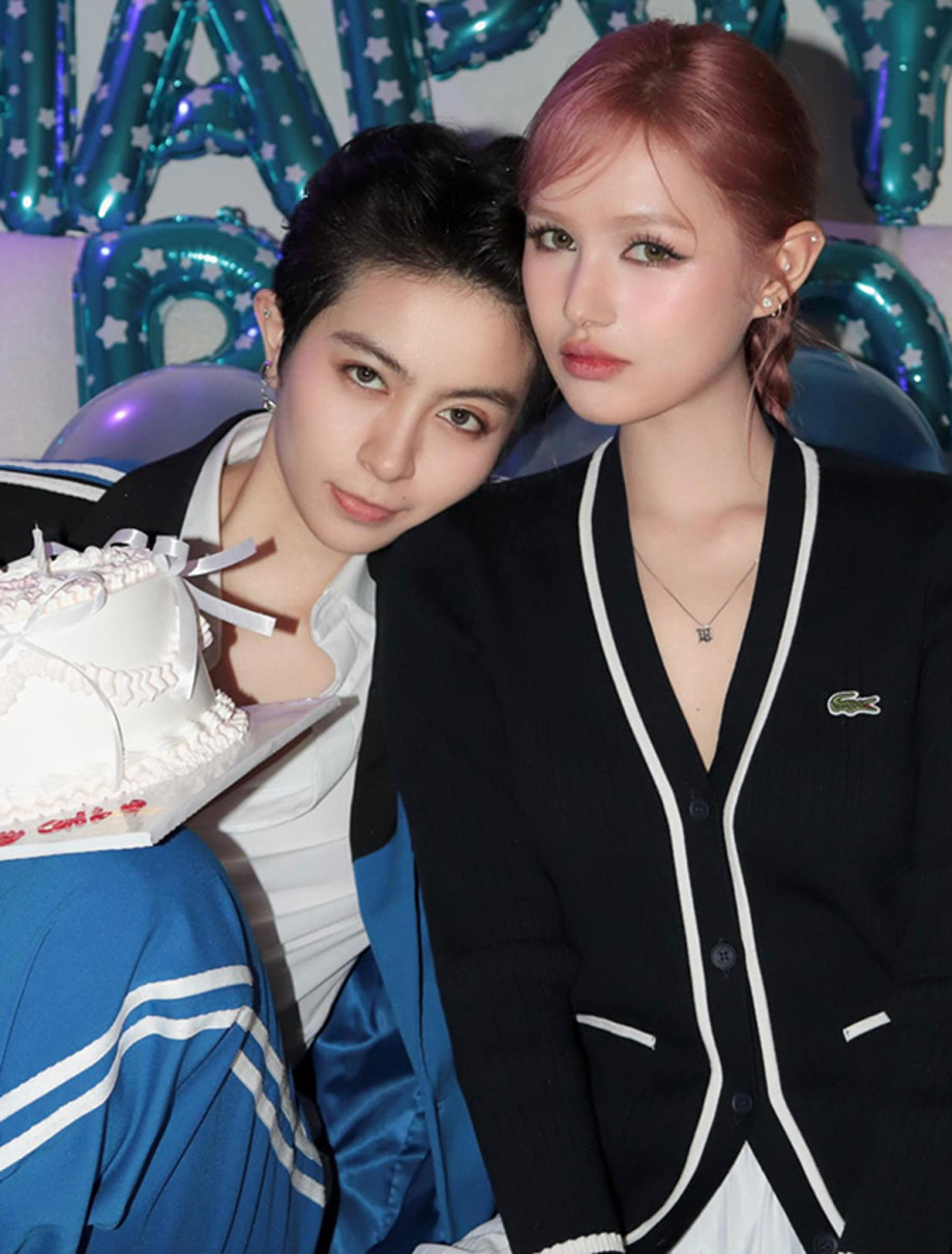 Trước đó, khi cùng tham buổi họp báo giới thiệu chương trình Chị đẹp đạp gió, Gil Lê giới thiệu Xoài Non là người yêu.