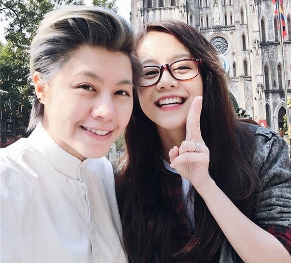 Sau biến cố, An Nguy trở lại Mỹ và ít xuất hiện trên mạng xã hội. Không lâu sau, vlogger đời đầu công khai là người tính song tính có tên Alexandra.