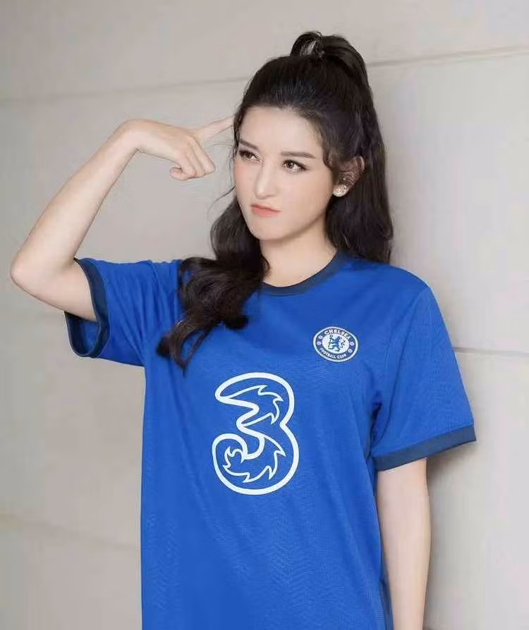 Hoạt động showbiz với nhiều vai trò nhưng Huyền My có niềm đam mê đặc biệt với nghề MC và từng dẫn dắt nhiều sự kiện lớn, chương trình bình luận thể thao.