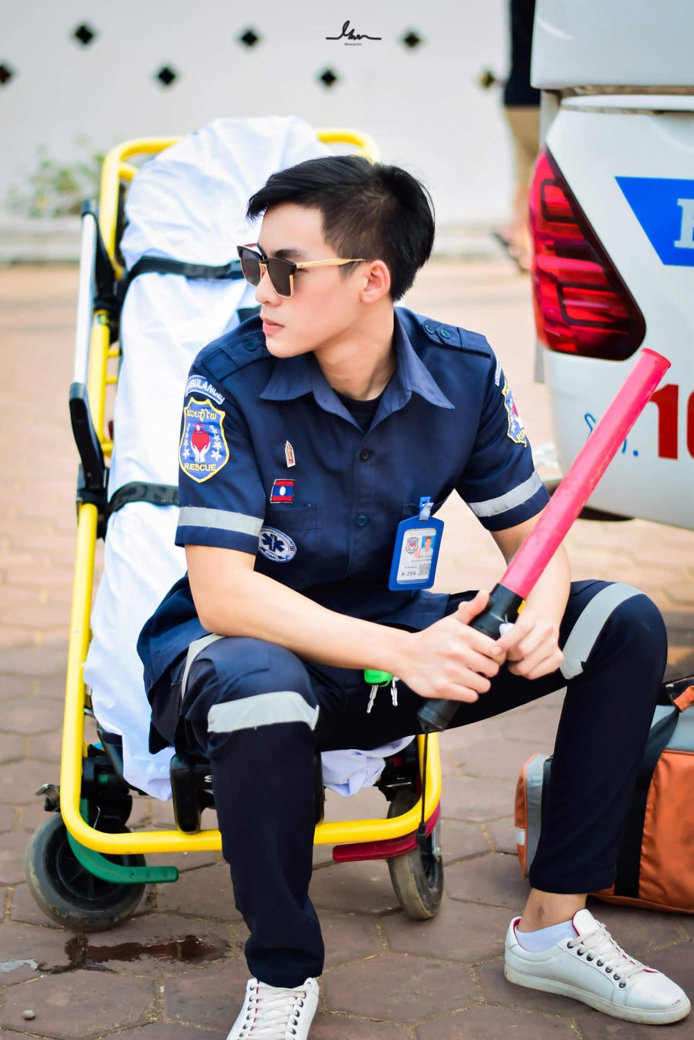 Sau khi tìm được "info", nhiều người khá bất ngờ khi biết được anh chàng này có tên là Phettakoun, mang quốc tịch Lào, hiện đang sinh sống và học tập tại Việt Nam.