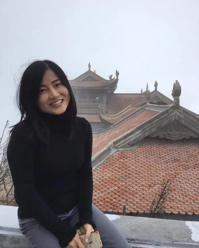 Mẹ của Baifern, bà Wilaiwan Luevisadpaibul đúng là... không phải dạng vừa. Dù đã ở tuổi trung niên, bà được nhận xét trẻ đẹp và đằm thắm đến bất ngờ.