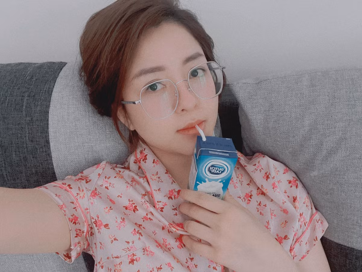 Gần như ngày nào, Trâm Anh cũng tương tác với bạn bè, người thân và các fan của mình trên trang cá nhân bằng những bức ảnh vô cùng xinh đẹp.