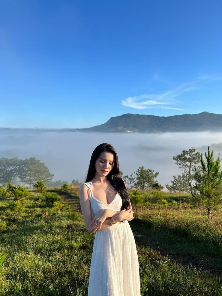 Để có được vóc dáng mỹ miều điểm 10, Thuý Vi cũng phải dành nhiều thời gian luyện tập kết hợp với chế độ ăn khoa học.