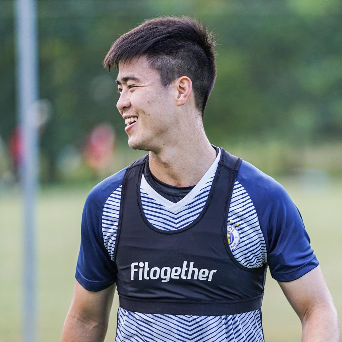 Được biết ngày 17/9, Duy Mạnh vào TP. HCM hội quân cùng đội tuyển Việt Nam chuẩn bị cho giải giao hữu quốc tế, diễn ra trên sân vận động Thống Nhất, TP HCM từ ngày 21/9 đến 27/9.