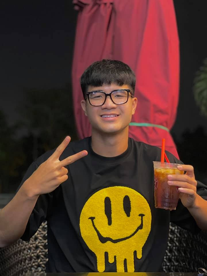 Phía dưới những hình ảnh của Hà Đức Chinh mới đây, netizen cũng để lại nhiều bình luận ngỡ ngàng sự thay đổi này.