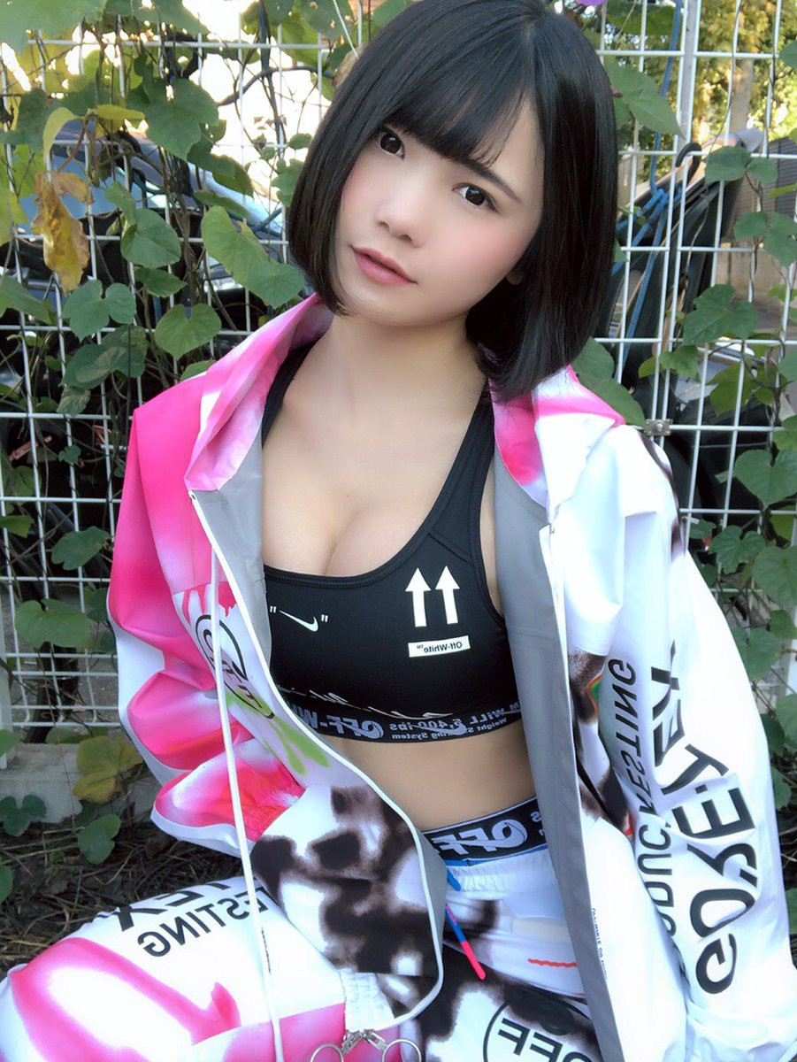 Trang cá nhân của nữ DJ Nhật Bản có hơn 330.000 follower.