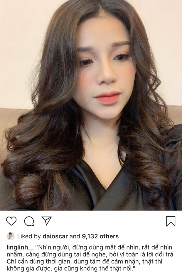 Còn nhớ hồi yêu nhau, cặp đôi cũng từng vướng nghi vấn trục trặc khi Khánh Linh liên tục đăng status ám chỉ ai đó dối trá và xoá hết phần highlight stories trên Instagram liên quan đến Bùi Tiến Dũng, chỉ để lại một vài khoảnh khắc có liên quan cậu em trai nhỏ.