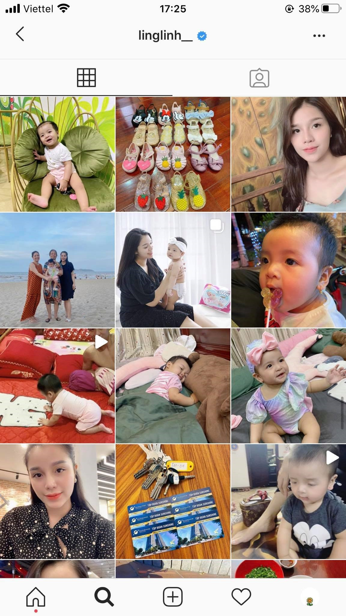 Song song với đó, trên Instagram, những hình ảnh thân mật với trung vệ Bùi Tiến Dũng cũng bị Khánh Linh gỡ bỏ.