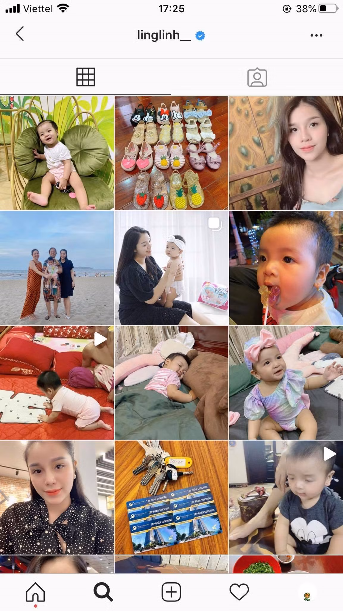 Song song với đó, trên Instagram, những hình ảnh thân mật với trung vệ Bùi Tiến Dũng cũng bị Khánh Linh gỡ bỏ.