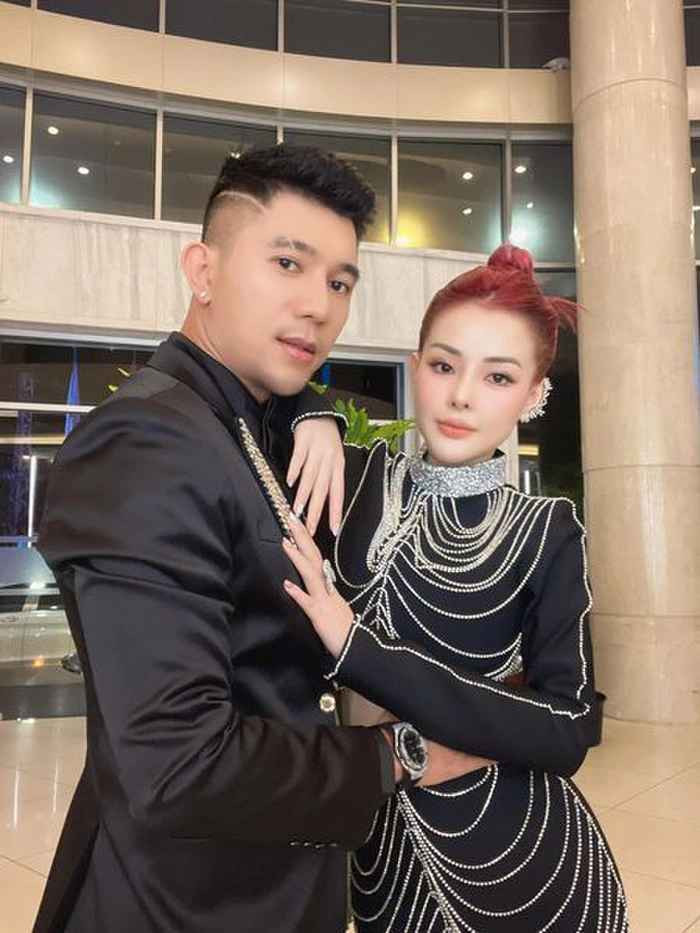 Cùng nhau trải qua một thời gian tìm hiểu và hẹn hò đầy ồn ào, hiện tại Lương Bằng Quang và Ngân 98 chính là cặp đôi nhận được sự quan tâm từ phía khán giả.