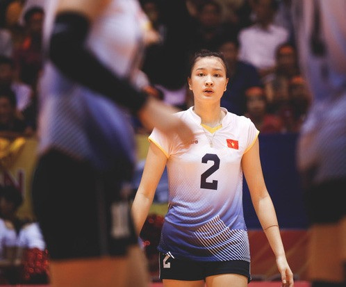 Sắc đẹp của cô gái miền Tây luôn gây được ấn tượng với khán giả, ở cả trên sân thi đấu lẫn ngoài đời.