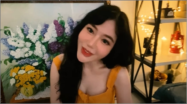 Không ít người tỏ ra tiếc nuối vẻ đẹp tự nhiên trước kia của Elly.