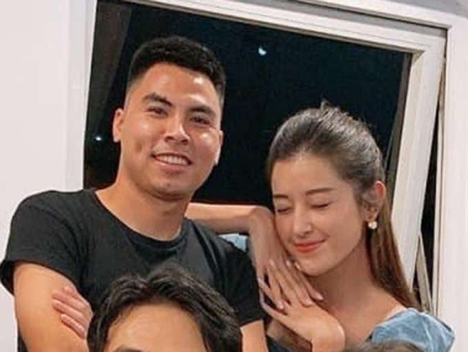 Đã có lúc báo chí đồn thổi rằng Đức Huy và Huyền My là một đôi. Tuy nhiên, cả hai đều khẳng định chỉ là những người bạn.