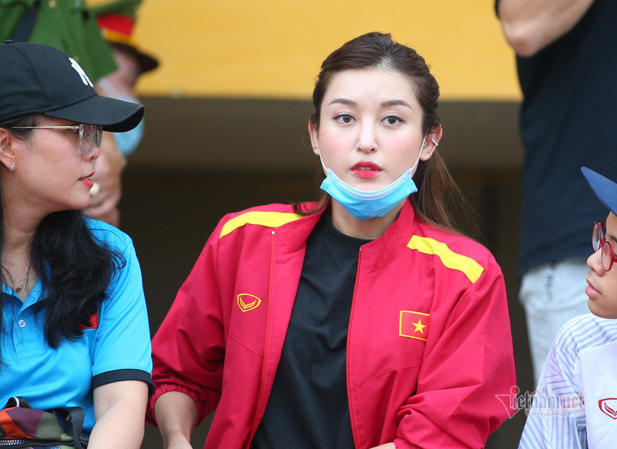 Theo những người bạn của Huyền My và Đức Huy, cả hai thường xuyên "cà khịa" nhau mỗi khi gặp. Nhưng cũng vì sự thẳng tính xen lẫn hài hước nên đôi bên rất dễ làm lành. Ảnh: Vietnamnet