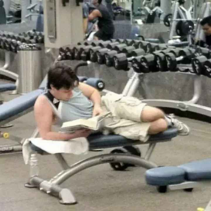  Phòng tập gym - nơi nâng cao thể lực lẫn tri thức.