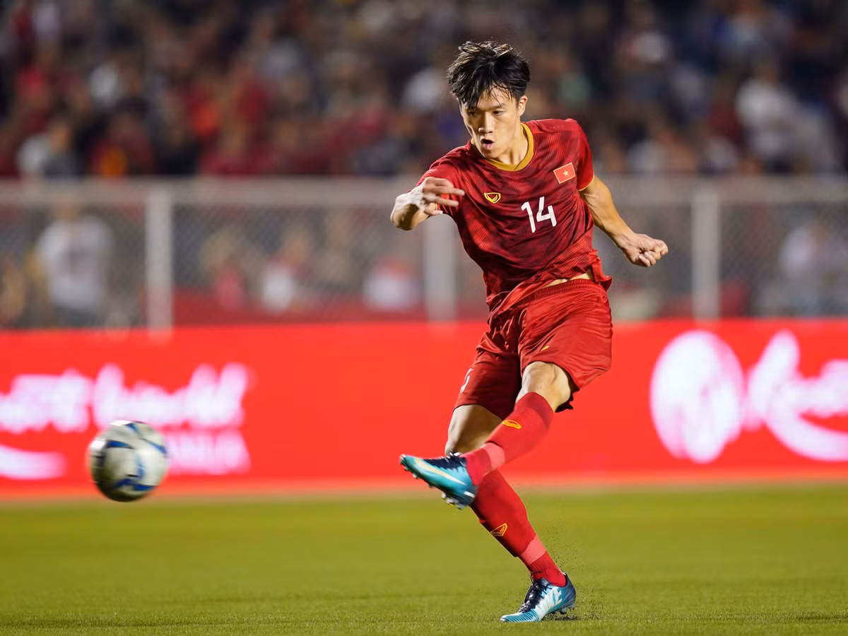 Hoàng Đức cũng là một cầu thủ quá tuổi khác được bổ sung cho U23 Việt Nam. Anh hiện đang là đương kim Quả bóng vàng Việt Nam và vẫn thể hiện phong độ chói sáng cũng như sự tiến bộ vượt bậc trong những năm gần đây.