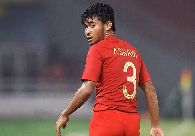Asnawi chính là đội trưởng của U23 Indonesia tại SEA Games 31. Dù mới 22 tuổi nhưng anh đã có cho mình vốn kinh nghiệm phong phú tại các cấp đội trẻ của Indonesia cũng như ĐTQG nước này (17 lần ra sân, 1 bàn).