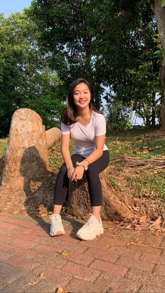 Mặc dù điệu nhảy "điệu nhảy lắc V3" vốn đã thành trend được một thời gian. Nhưng mới đây, một tài khoản có tên Chikakiku đã khiến không ít người thành kẻ "tối cổ" khi không biết đến video của mình.