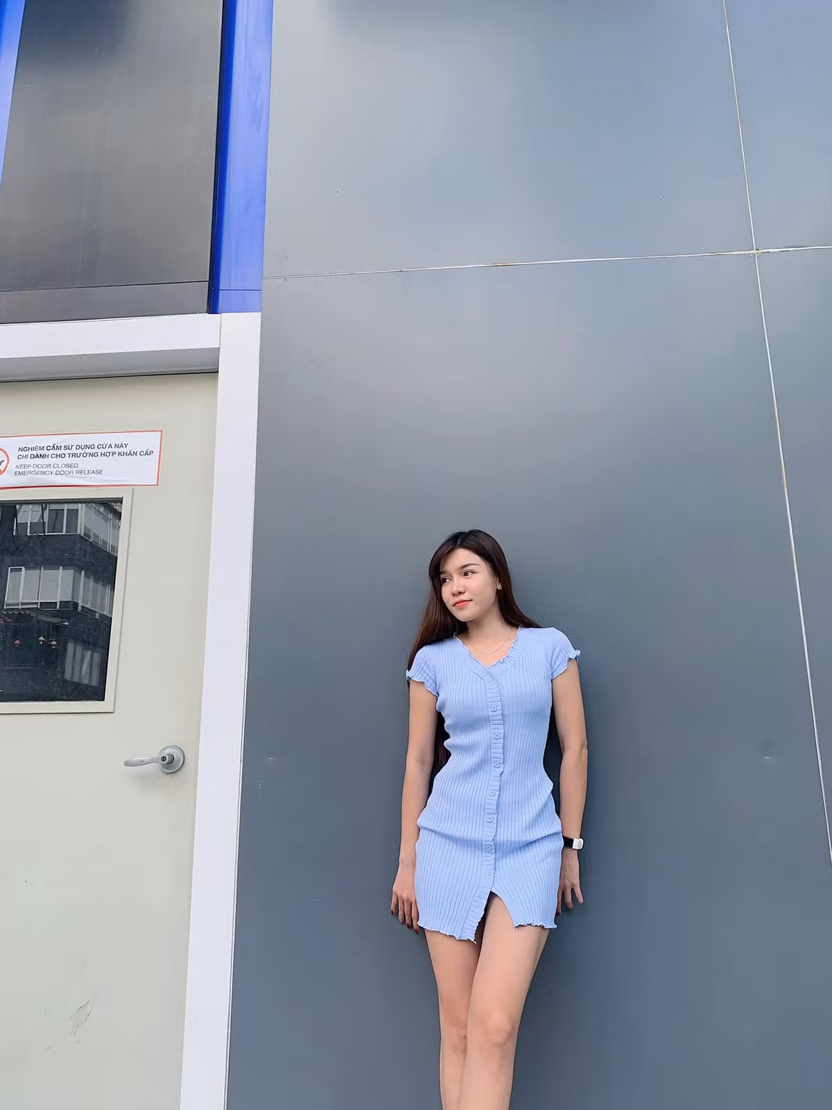 Ngoài việc tập luyện cho bản thân, Yến Xuân cũng làm công việc PT online giúp cho những người khác đẹp như mình.