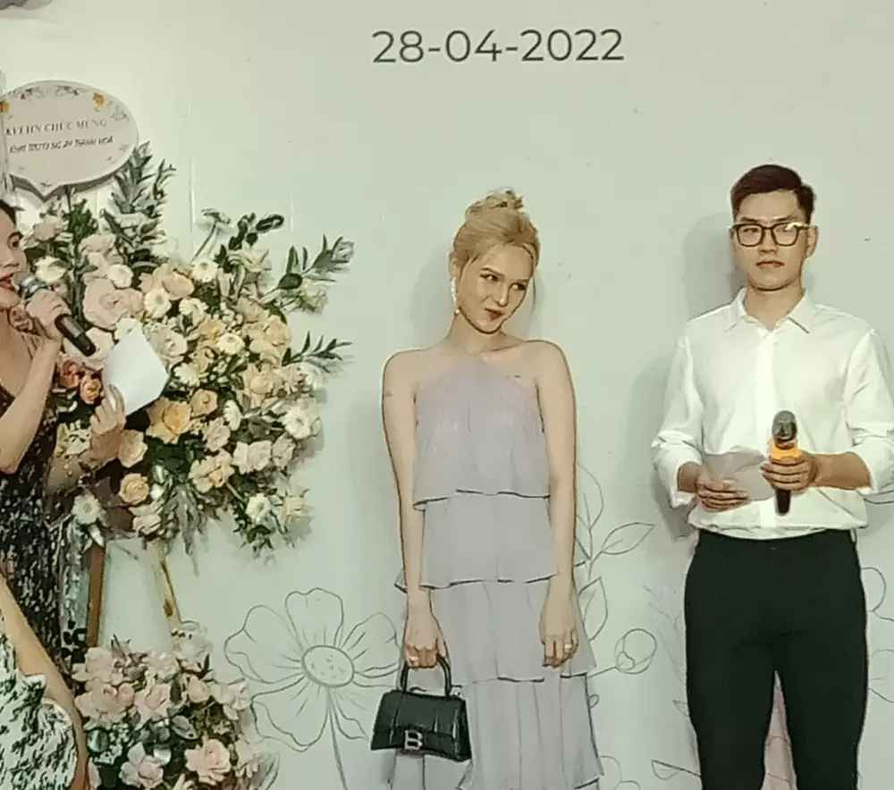 Sang chảnh có, giản dị có nhưng phải công nhận thần thái của 10X không thể chê được.