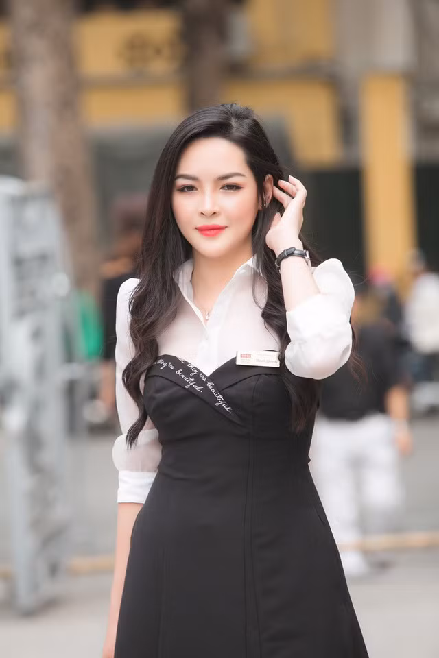 Trong công việc mới, Thanh Quỳnh tư vấn, truyền cảm hứng cho những cô gái thiếu tự tin vẻ ngoài giống mình.