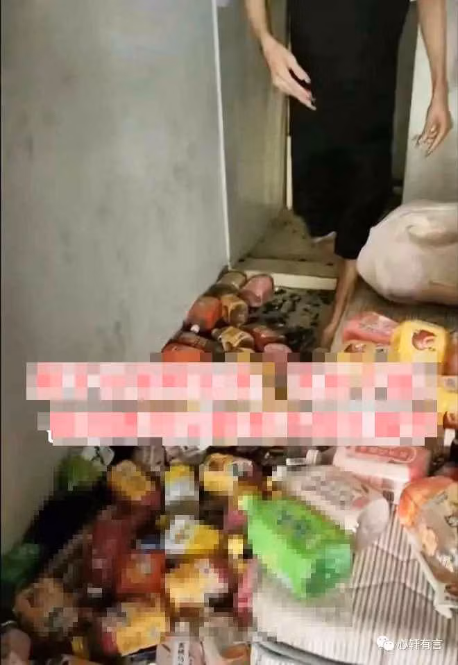 Mới đây, một chủ nhà ở Bảo An, Thâm Quyến, Quảng Đông (Trung Quốc) đến gặp người thuê vì anh này chưa trả tiền phòng 2 tháng nay, 163 đưa tin.