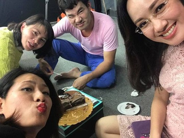 Những giây phút bình dị đầy chân thật của Xuân Bắc và Hoài Anh nhanh chóng thu hút sự chú ý của cư dân mạng.