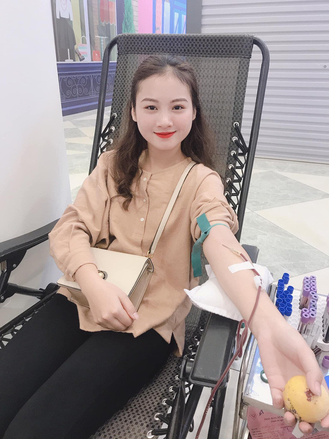 Tìm hiểu sâu hơn, Lưu Trang từng tham gia cuộc thi nhan sắc "Thôn nữ xứ trà" và đạt giải Nhì chung cuộc.