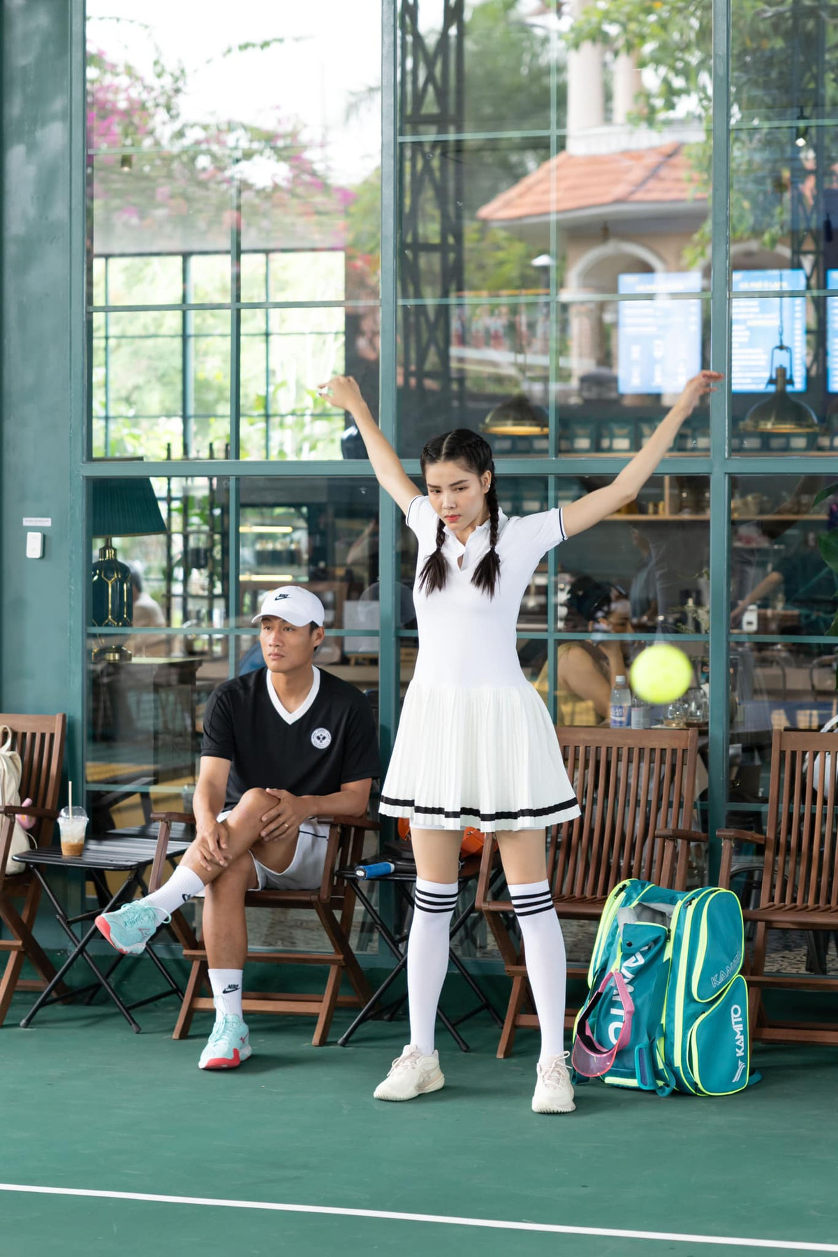 Với chiều cao nổi bật và nhan sắc miễn chê, Kỳ Hân là tâm điểm chú ý mỗi khi xuất hiện trên bất cứ cụm sân pickleball nào.