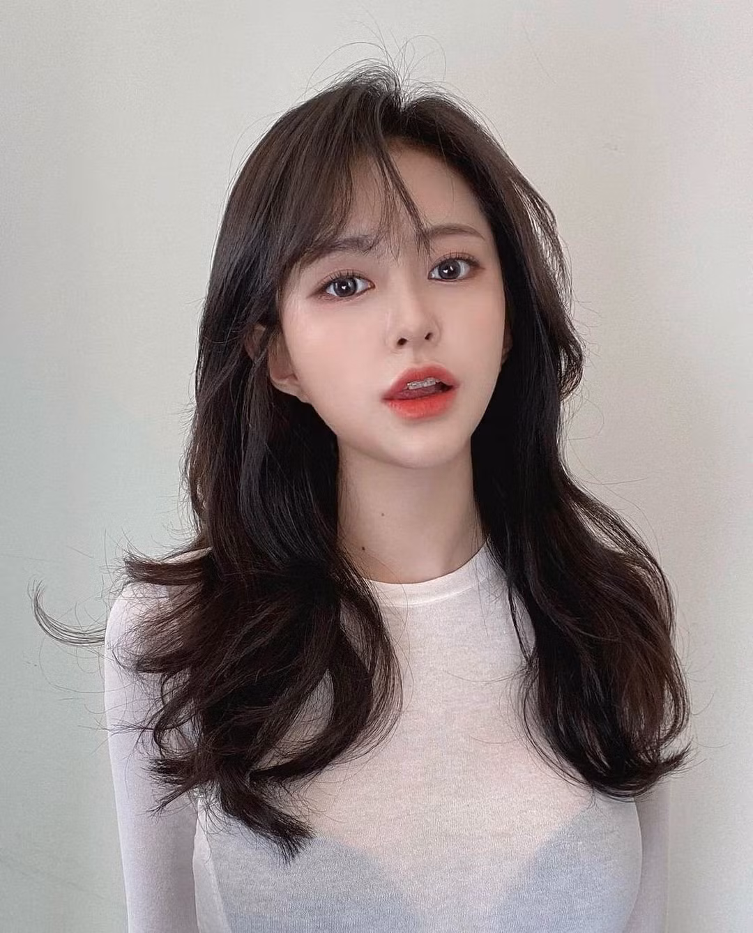 Sở hữu thân hình gợi cảm, thế nhưng Bang-gyu lại chẳng mấy khi chuộng phong cách khoe thân