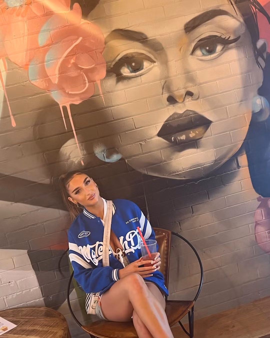 Alicia luôn kín tiếng về chuyện tình cảm. Cô nàng chưa bao giờ công khai tình yêu trên mạng xã hội