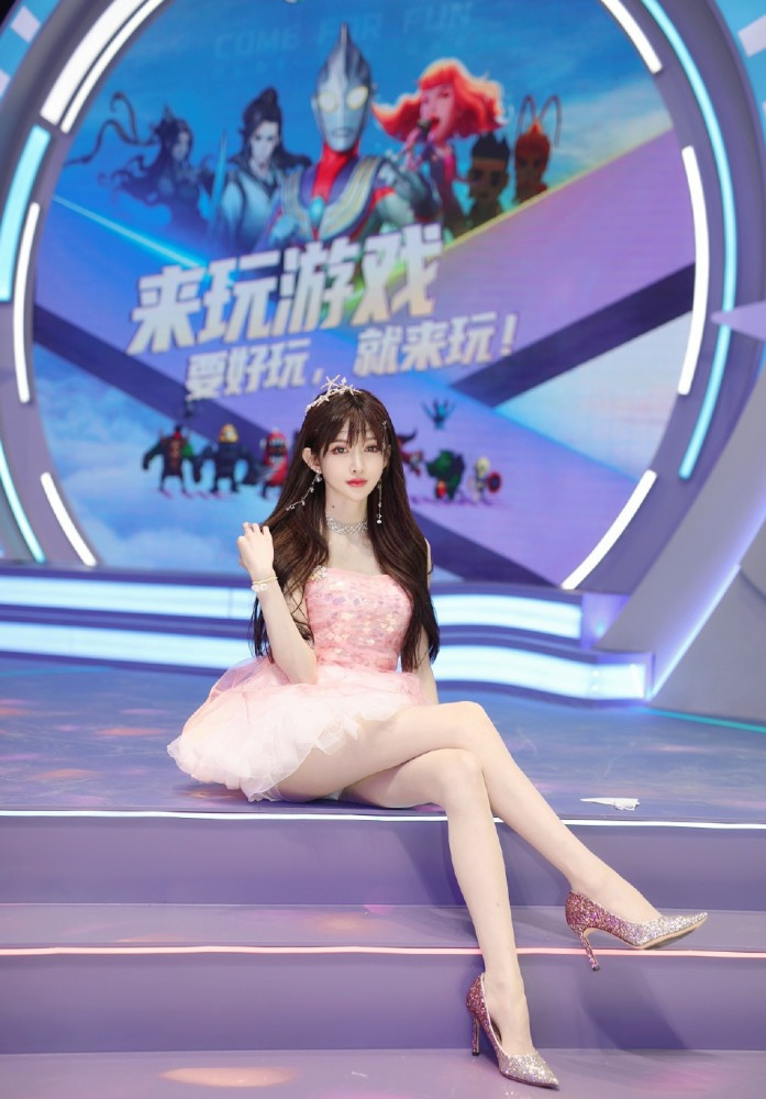 Đây là một điều không phải hiếm gặp trong ngành công nghiệp stream, nơi một số người nổi tiếng thỉnh thoảng kêu gọi sự giúp đỡ từ fan. Tuy nhiên, điều khiến cộng đồng bức xúc chính là cách mà Vương Vũ Sơn bày tỏ điều này công khai và dứt khoát, không hề giấu diếm hay tinh tế.