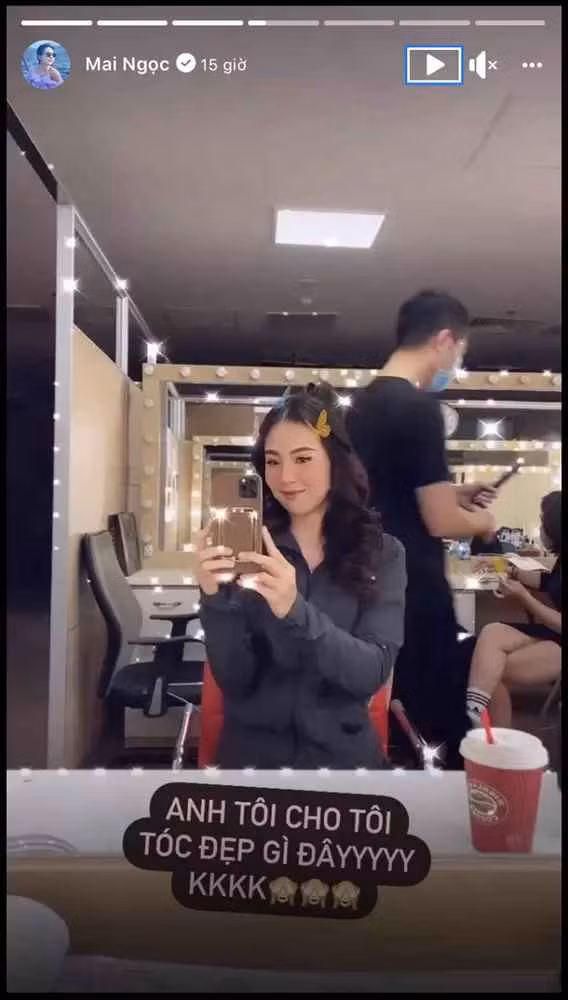 Bắt đầu vào giờ trang điểm, hôm nay lên sóng vào cuối tuần, chuyên gia trang điểm và Makeup Artist sẽ lên một “layout” sương sương cho Mai Ngọc…