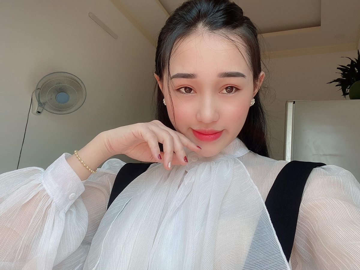 Chính vì việc ít đưa bạn gái lên sóng nên mọi thông tin về vợ tương lai của Tấn Tài hoàn toàn mờ mịt.