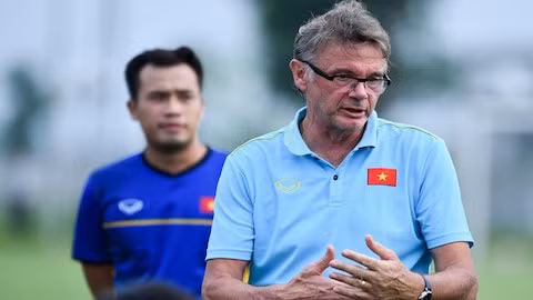 Với bề dày kinh nghiệm đào tạo trẻ chính là một yếu tố quan trọng có thể giúp HLV Troussier thành công nếu trở thành thuyền trưởng của tuyển Việt Nam.