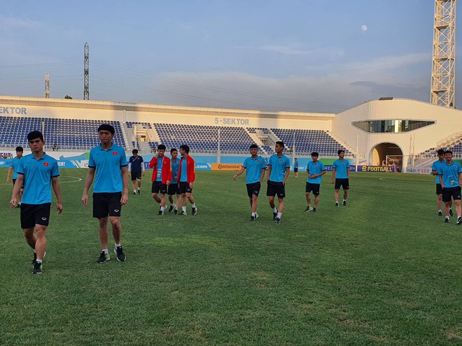 Thua A Rap Xe Ut, U23 Viet Nam het phieu luu tai U23 chau A-Hinh-12