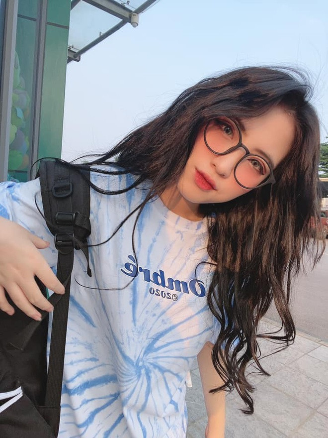 Cũng chính nhờ vẻ ngoài dễ thương, Lan Hương sở hữu trang cá nhân hơn 45.000 người theo dõi.