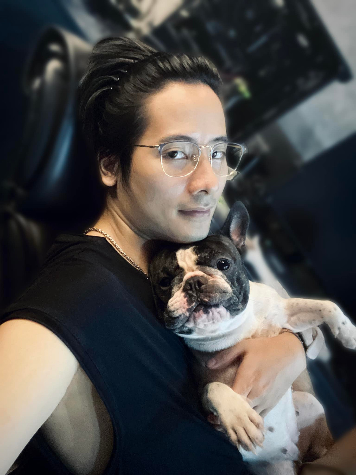 Bên cạnh đó, vóc dáng quyến rũ của bạn gái JV cũng nhận không ngớt lời khen từ dân mạng.