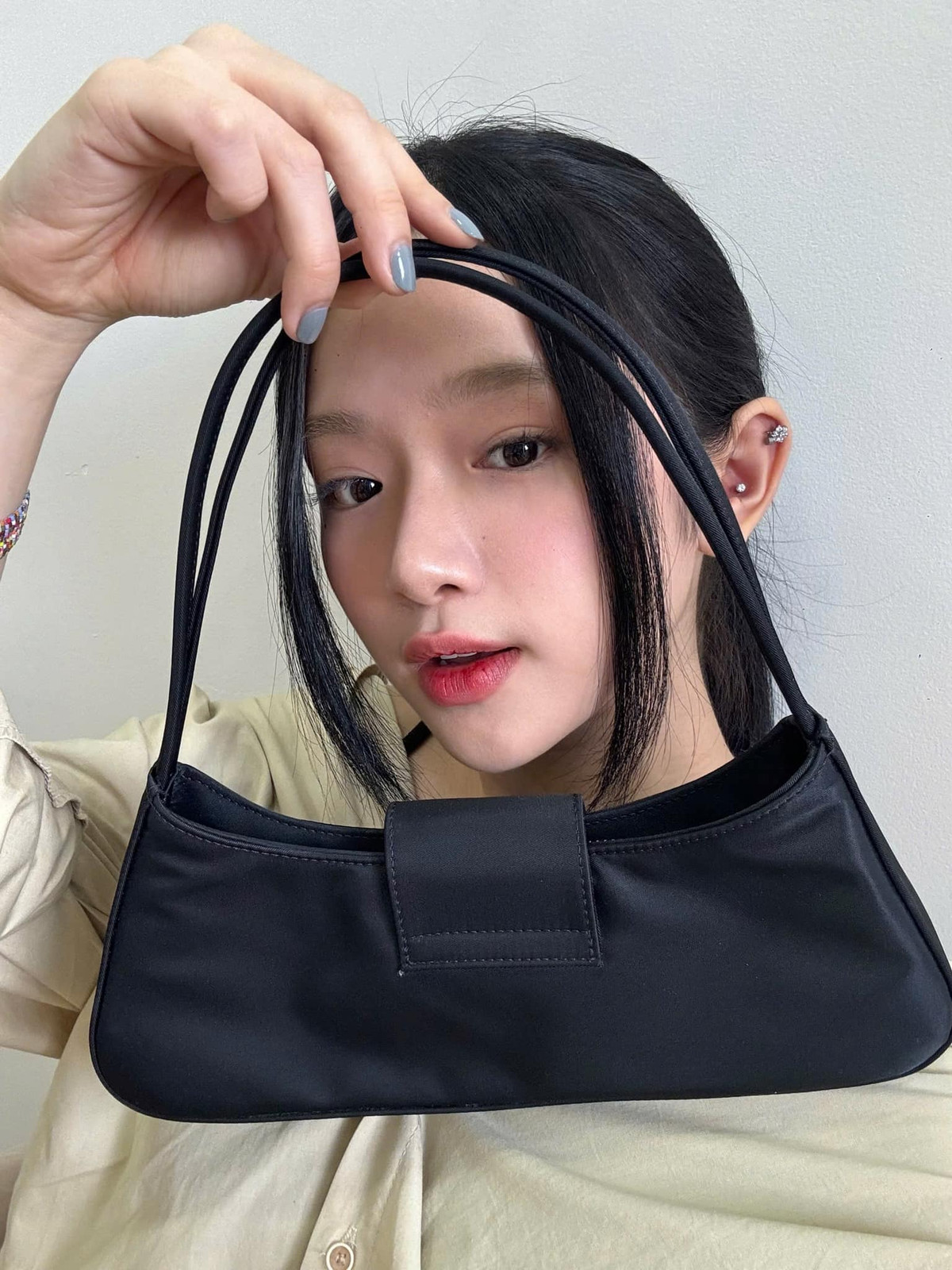 Tuy nhiên, những công kích từ anti quá lớn khiến Linh Ka hiện đã phải khóa trang Instagram cá nhân.