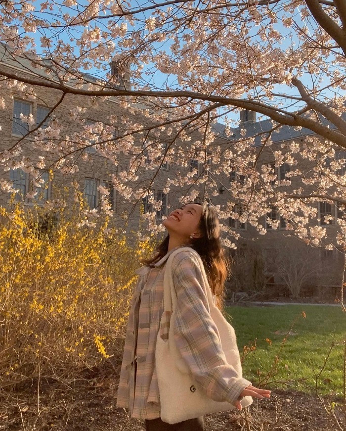 Dù mới 20 tuổi nhưng Vừng đã có cơ hội trải nghiệm môi trường học tập ở 3 quốc gia: Việt Nam, Nhật Bản và Mỹ. Nhiều người vẫn nghĩ để có cơ hội học tập này, chắc hẳn cô bạn phải có gia thế cực khủng.