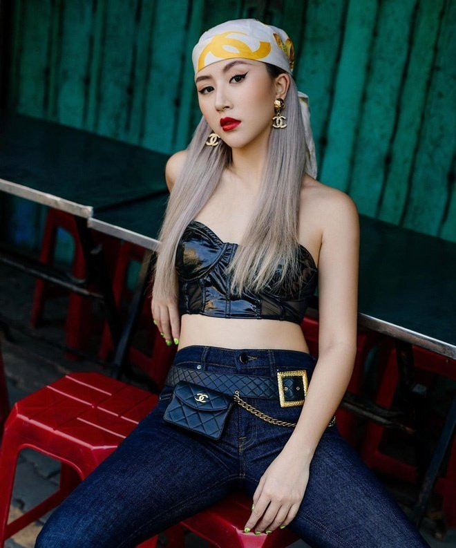 Mới tuổi 25 nhưng Quỳnh Anh Shyn đã có khối tài sản trong tay, cô nàng vừa mua căn hộ penthouse thuộc một khu chung cư cao cấp ở quận 2.