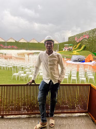 Dù không có ngoại hình nổi bật nhưng nhờ cách nói chuyện hài hước, sự chân chất đã giúp anh ngày càng nhận về sự chú ý. Lộc "Fuho" hiện sở hữu loạt Facebook cá nhân và Fanpage lên đến hàng triệu người theo dõi.