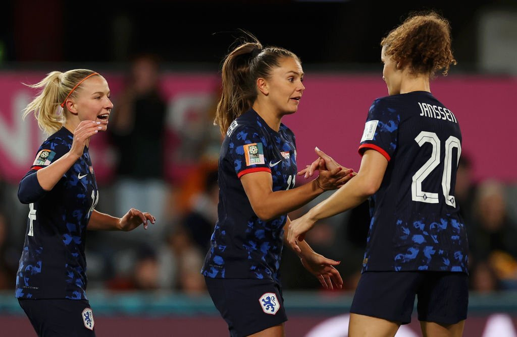 Ha Lan “out trinh”, tuyen nu Viet Nam khong co ban thang roi World Cup nu-Hinh-10