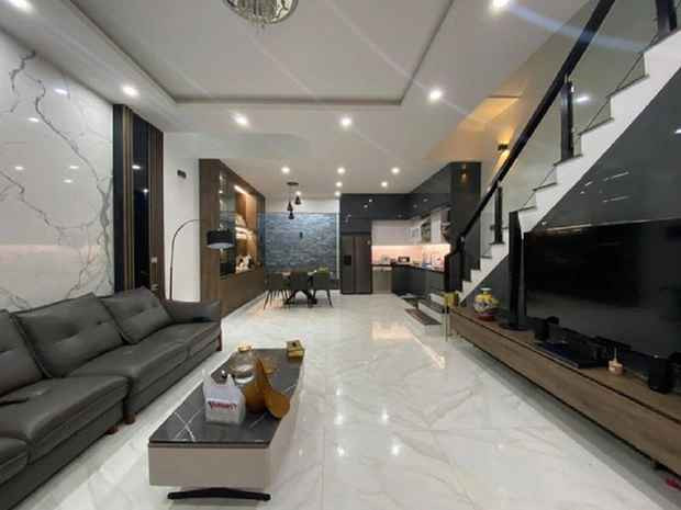 Đặc biệt, Quế Ngọc Hải còn đầu tư hẳn 200 triệu để làm riêng một phòng xông hơi cho vợ, con thư giãn.